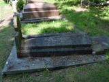 image of grave number 689649